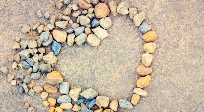 cropped-heart-stones-1-1.jpeg
